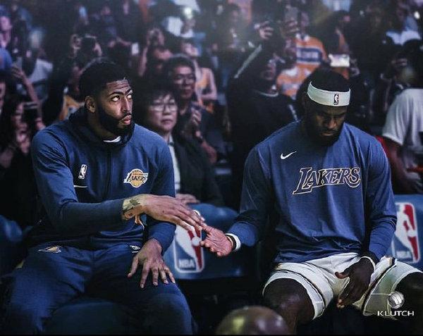 先锋撞一塔 先锋撞一塔