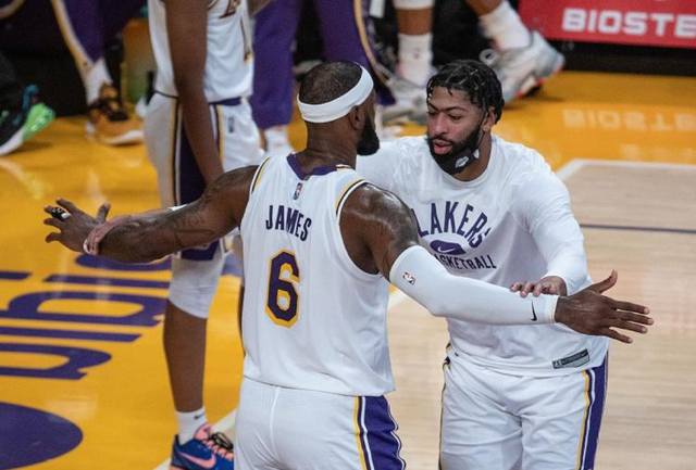 前锋之间 前锋之间